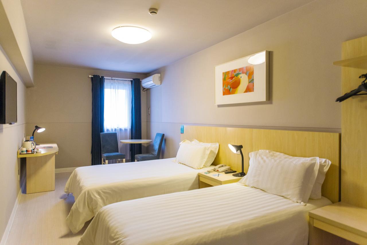 Jinjiang Inn Wuhan Lingjiao Hu Wada Hotel Екстер'єр фото