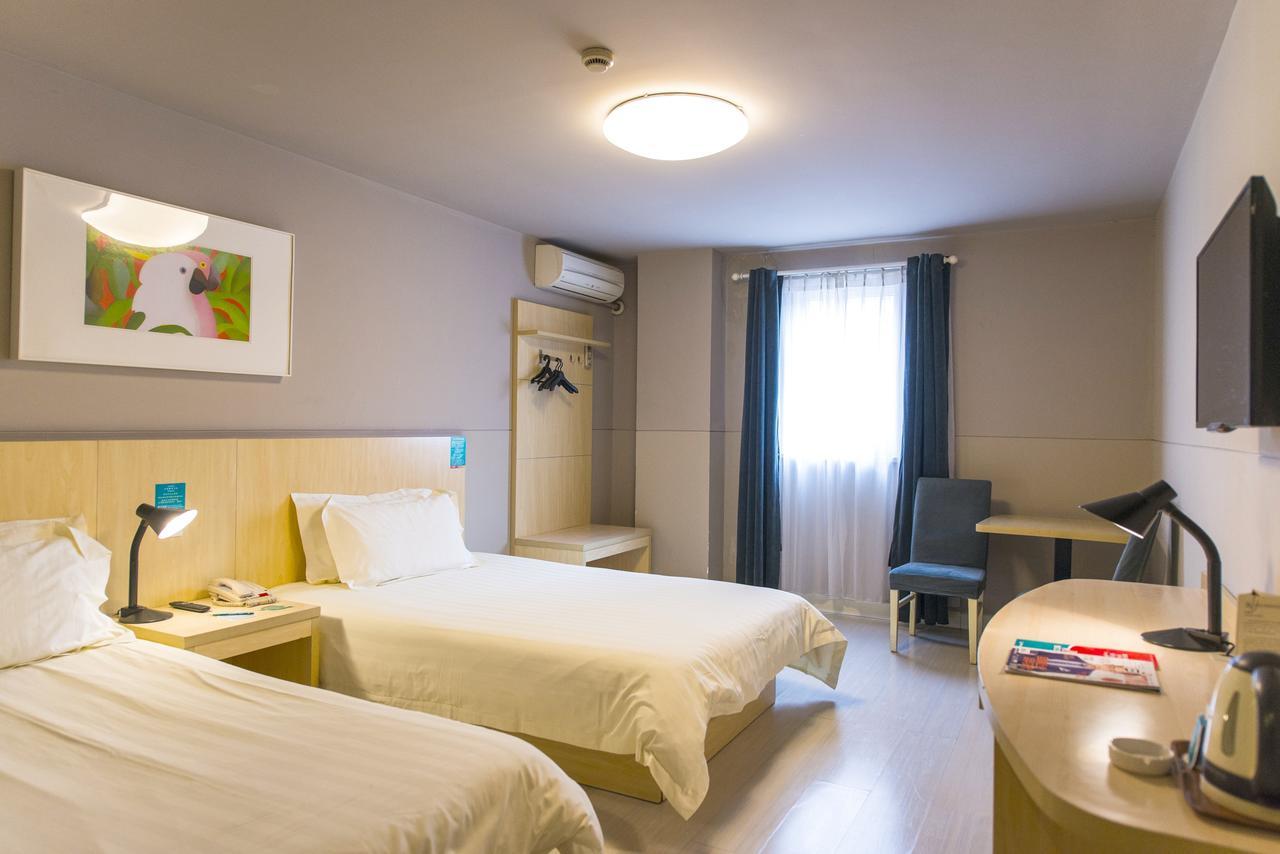 Jinjiang Inn Wuhan Lingjiao Hu Wada Hotel Екстер'єр фото