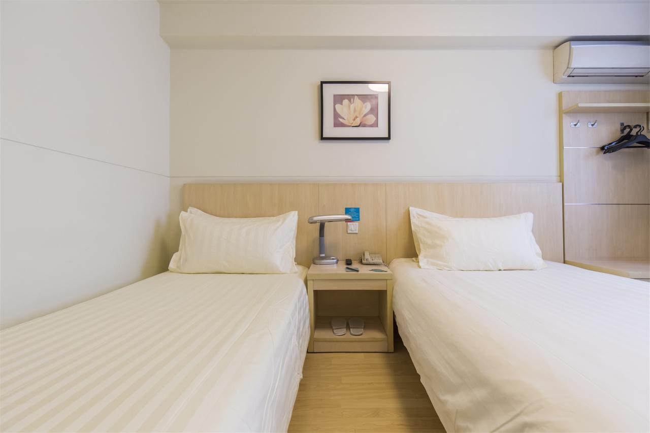 Jinjiang Inn Wuhan Lingjiao Hu Wada Hotel Екстер'єр фото