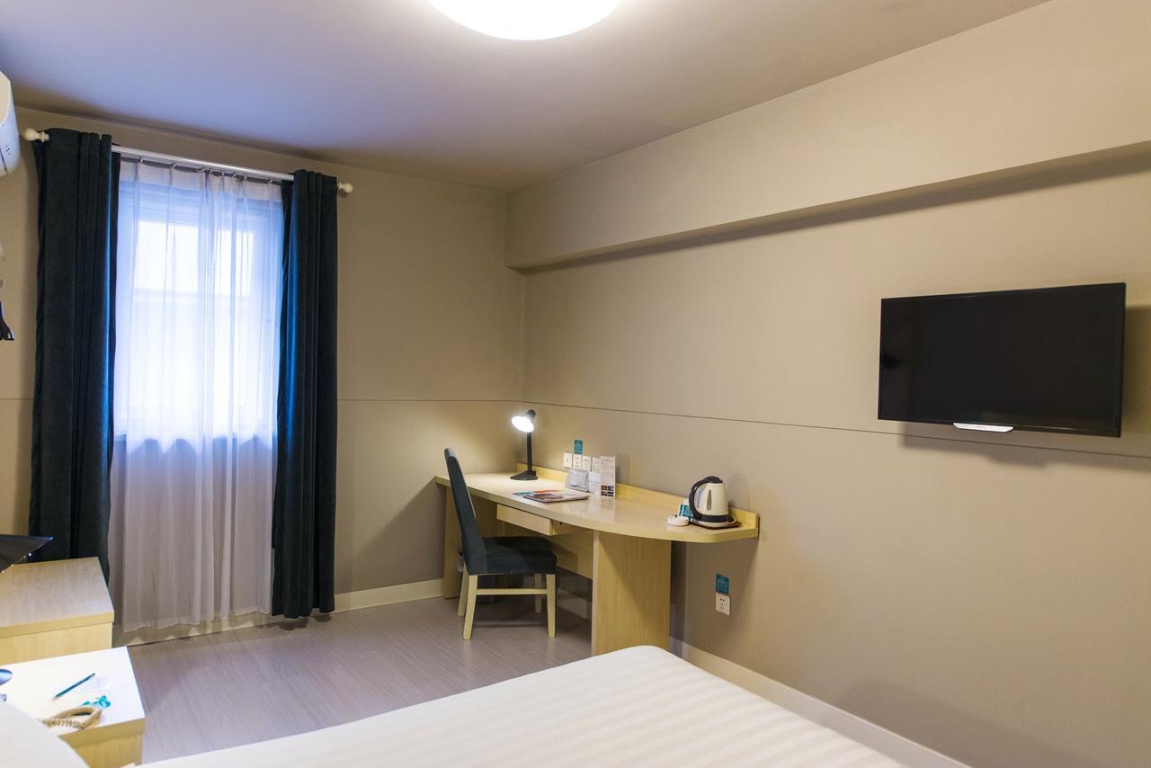 Jinjiang Inn Wuhan Lingjiao Hu Wada Hotel Екстер'єр фото